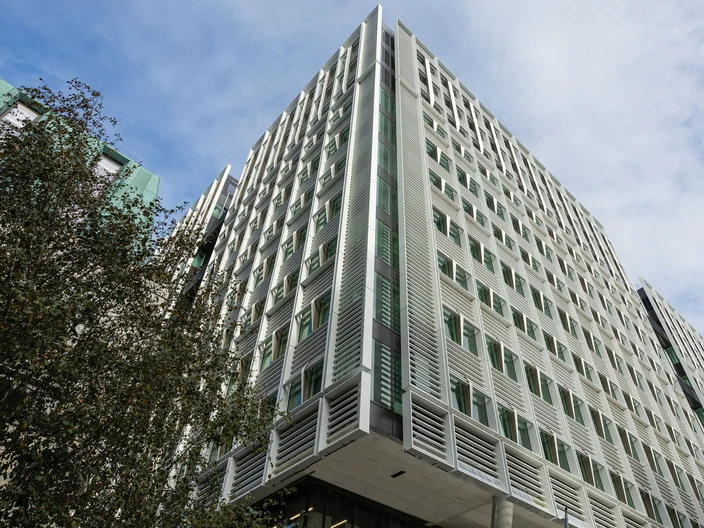 GB-GY-UK City Place - London 3