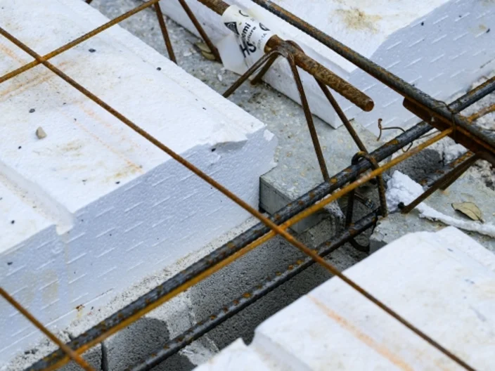 CONSTRUCTION D'UNE VILLA À SIXFOURS