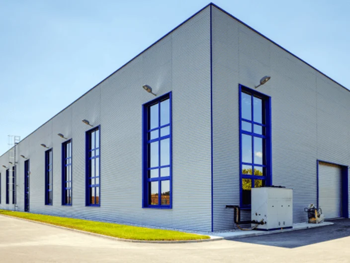 Fassade Industrie Metall Leichtbau