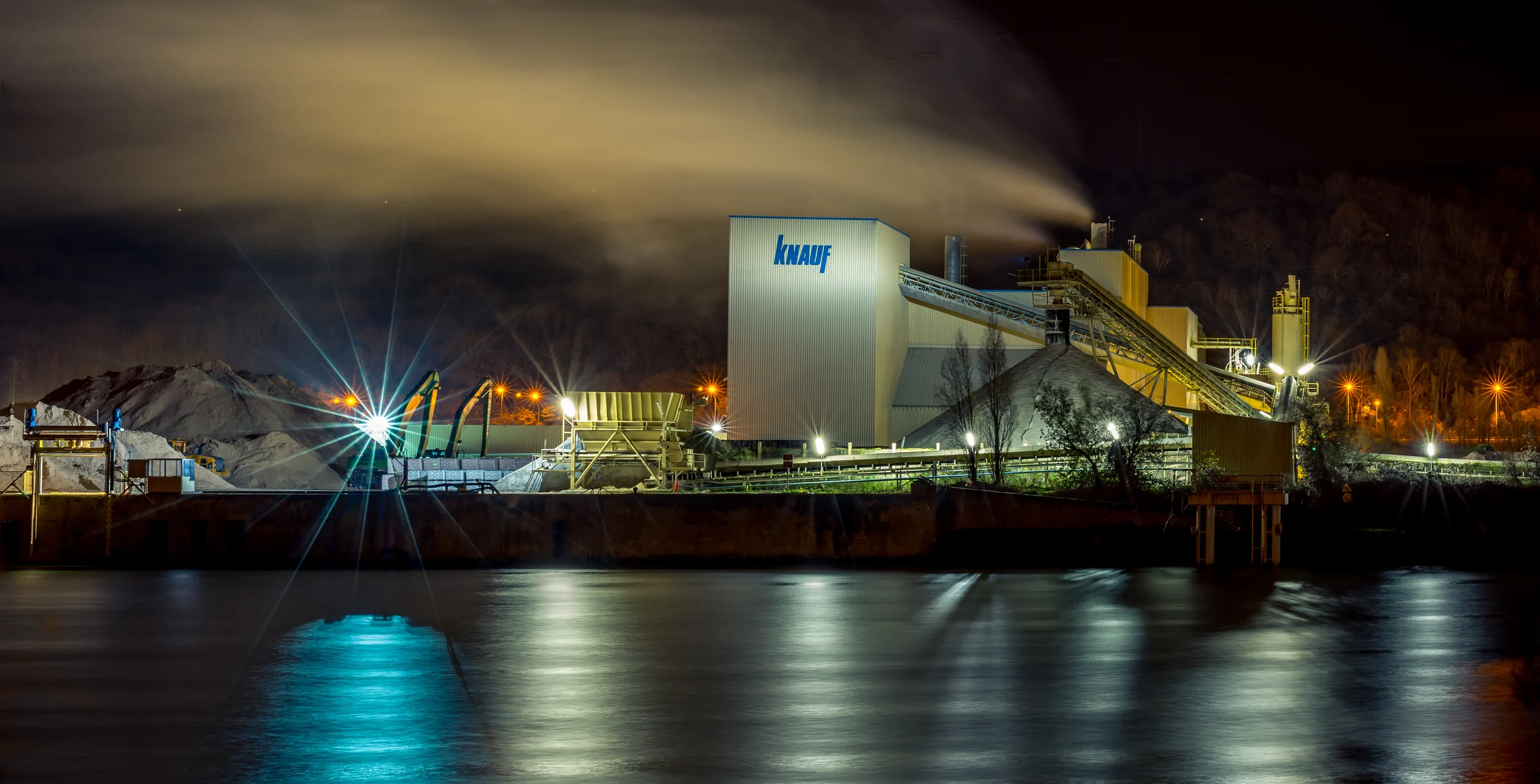 Knauf Engis at night