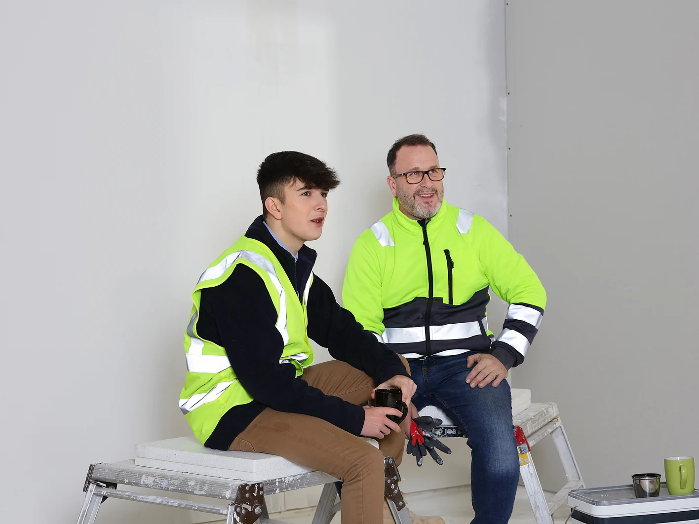 Apprentice-and-Manager-Construction