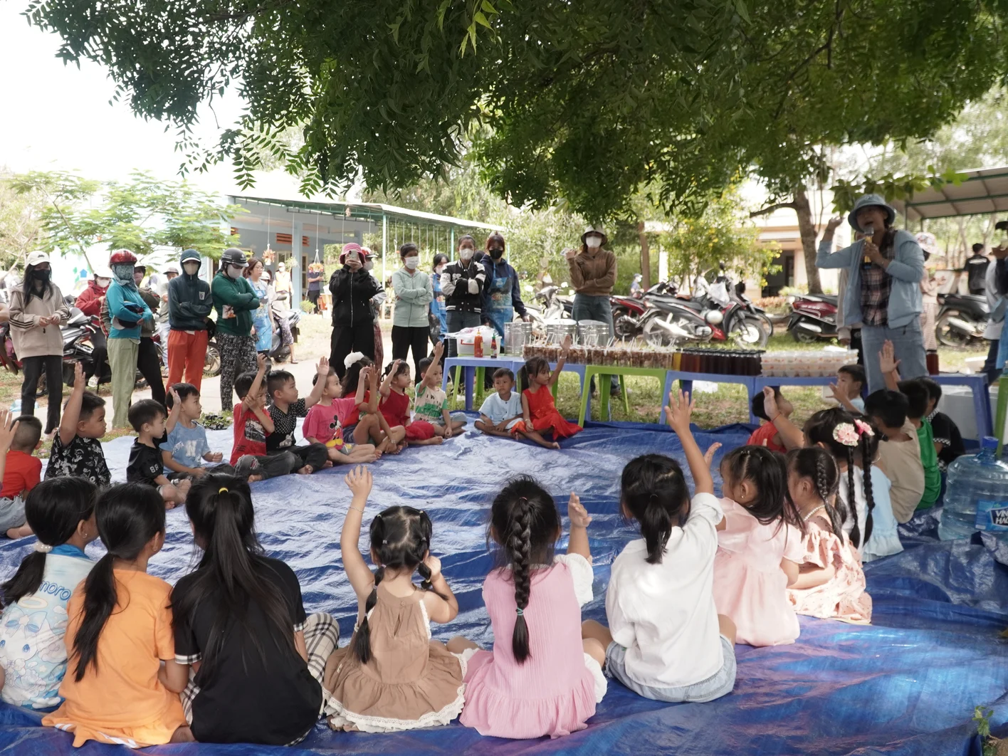 Vững Trần Nhà - Họa Tương Lai - 3