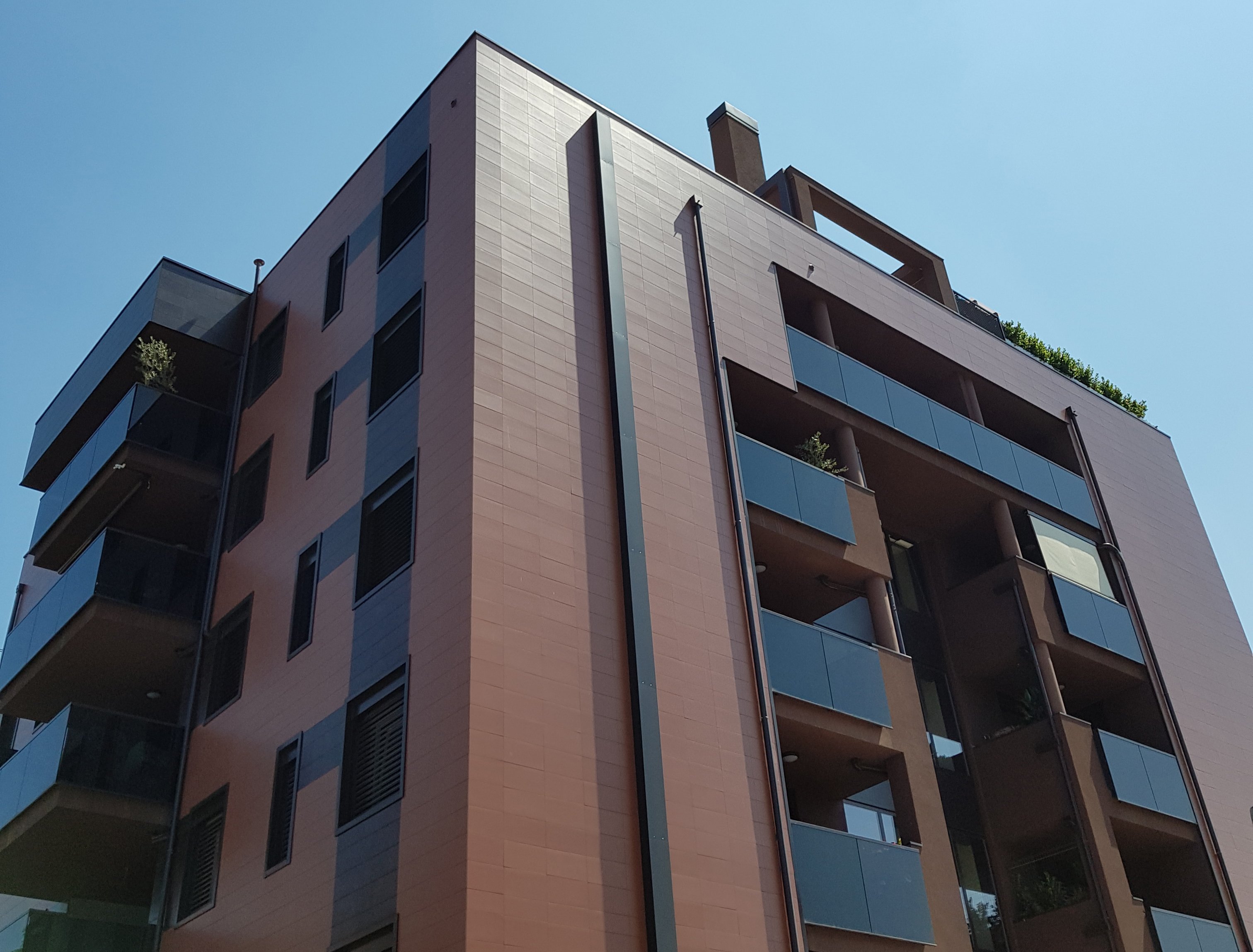 Referenza Isolamento facciata ventilata con lana di vetro