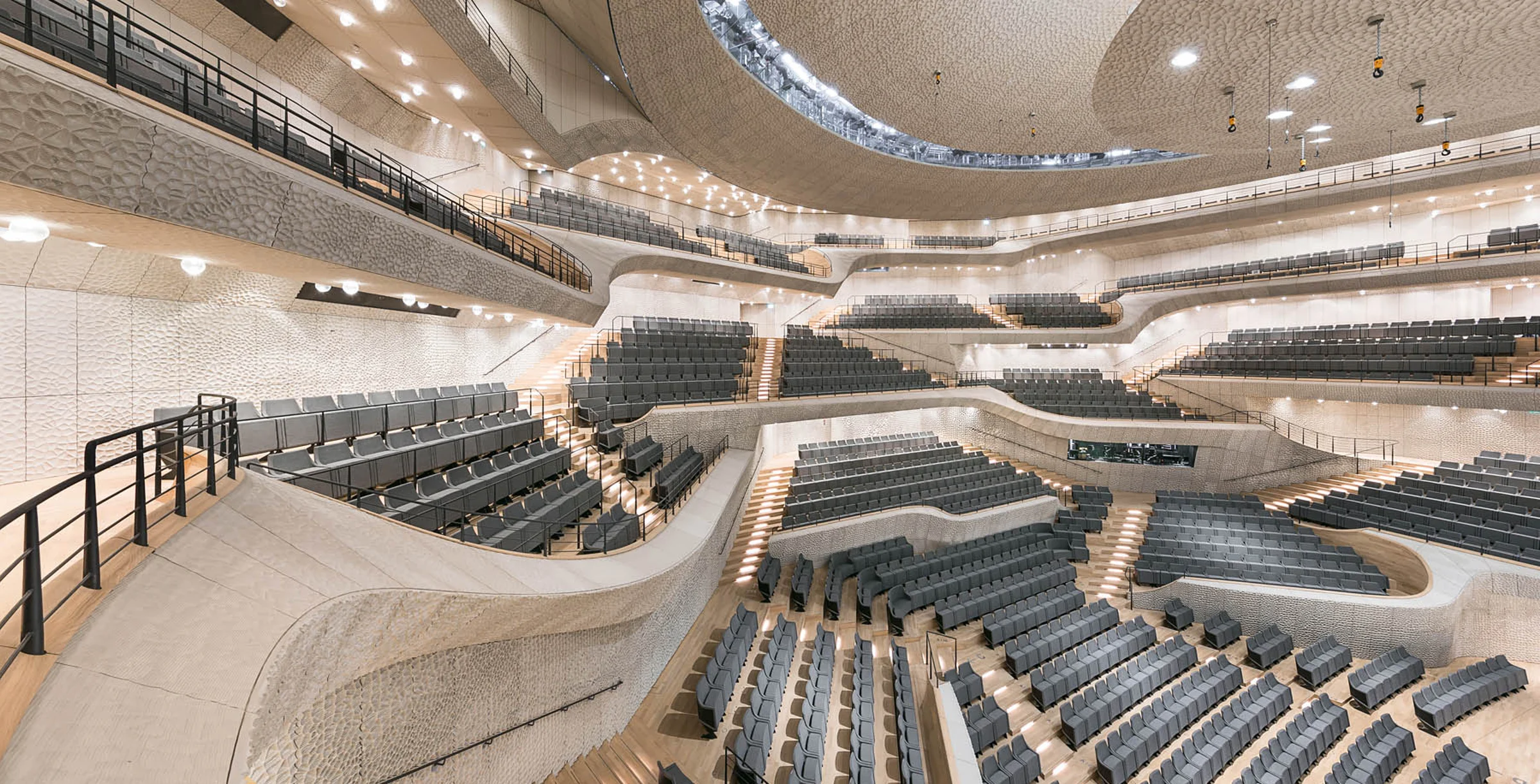 Referenz Elbphilharmonie Hamburg Innenansicht Sitzplätze