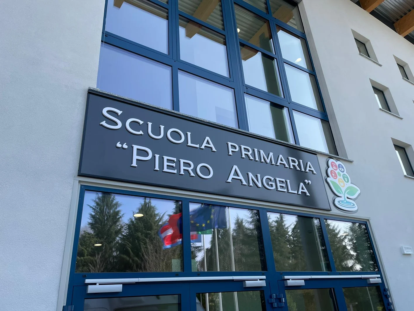 Scuola Comunale Piero Angela Novara lavori finiti 10