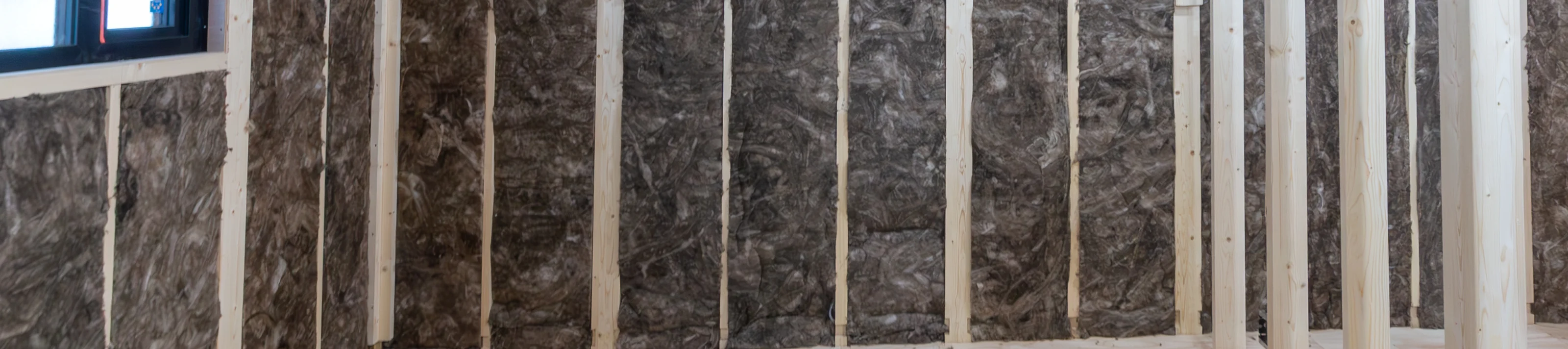 Earthwool unfaced batt install - Hachinohe case study