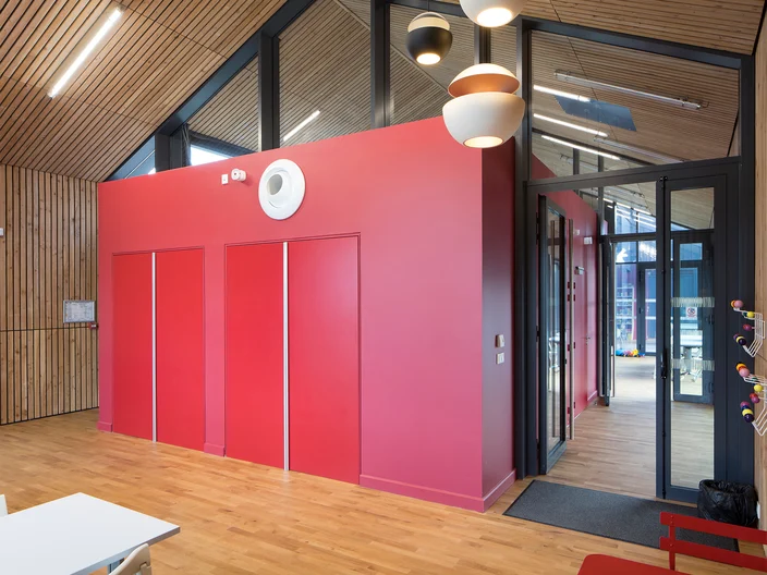 Solution amenagement interieur boite dans la boite knauf Mediatheque Les Granges Saint Jea