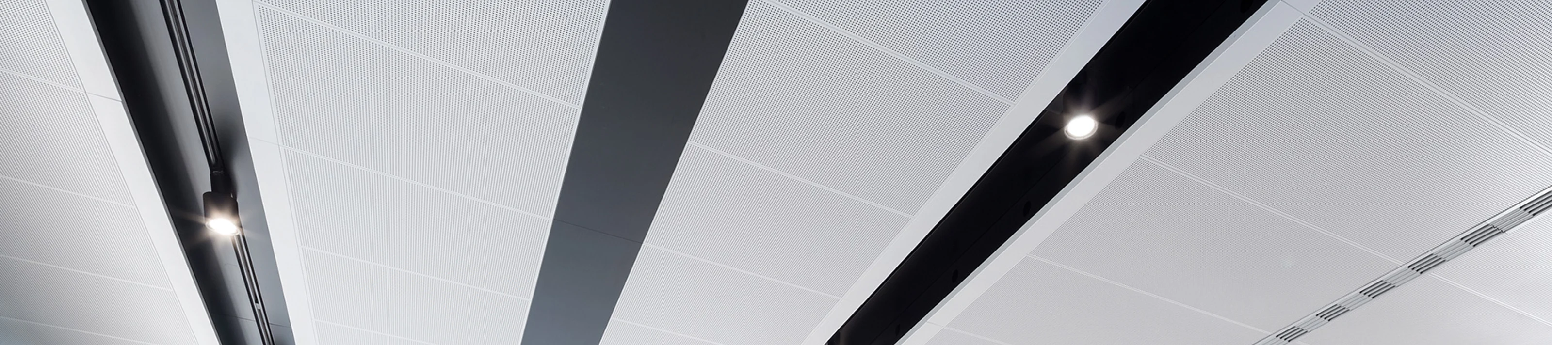 Mat-Ceiling-Metal_PL-Trumpf-Warsaw.jpg