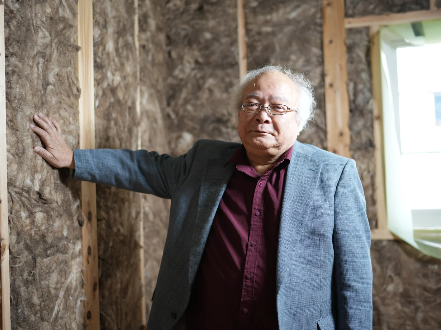 Mr Nishikata touching the batt on the site