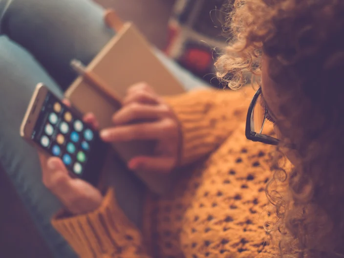 woman on phone 