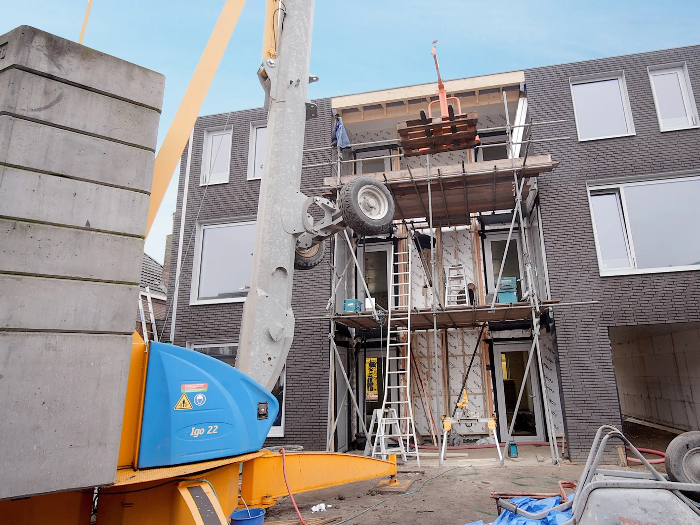 Tussen twee bestaande gebouwen bouwen, isolatie Supafil Cavity XL Eindhoven