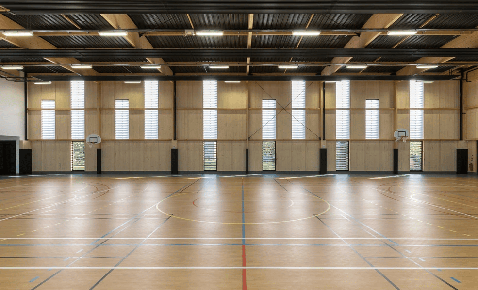 Grand espace sportif -  SALLE OMNISPORT - AUROS 