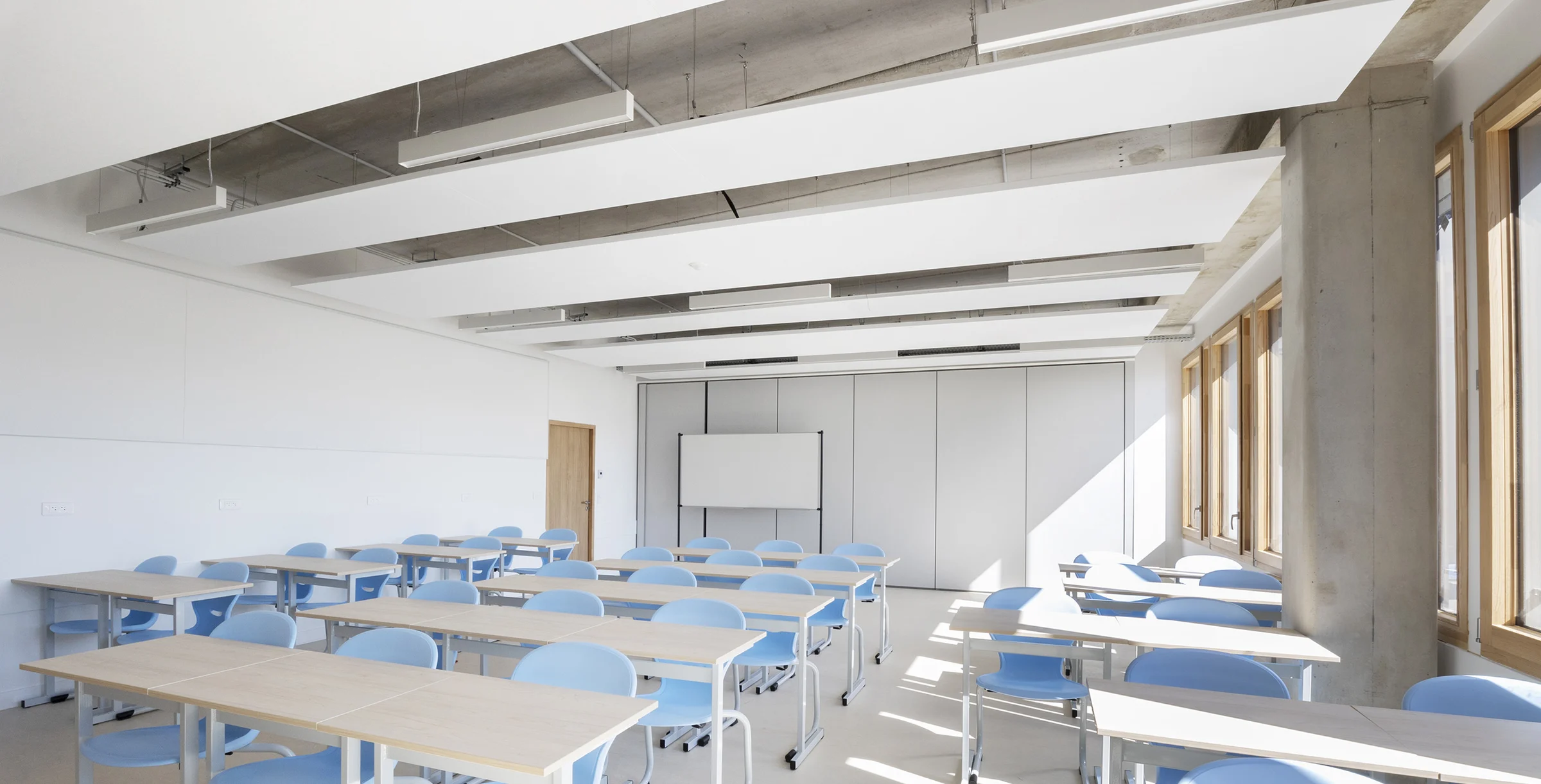 FR_Lycee-International-de-Vincennes_ Classroom