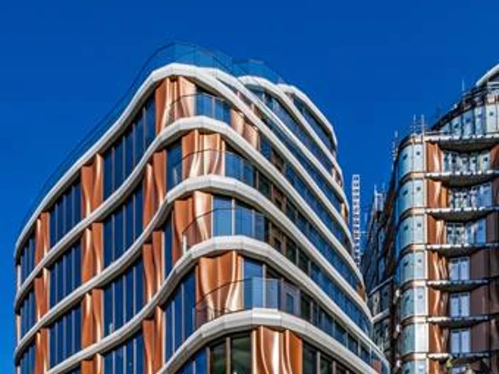 UK-GYP-Hiran-Perera-Triptych-Bankside-4