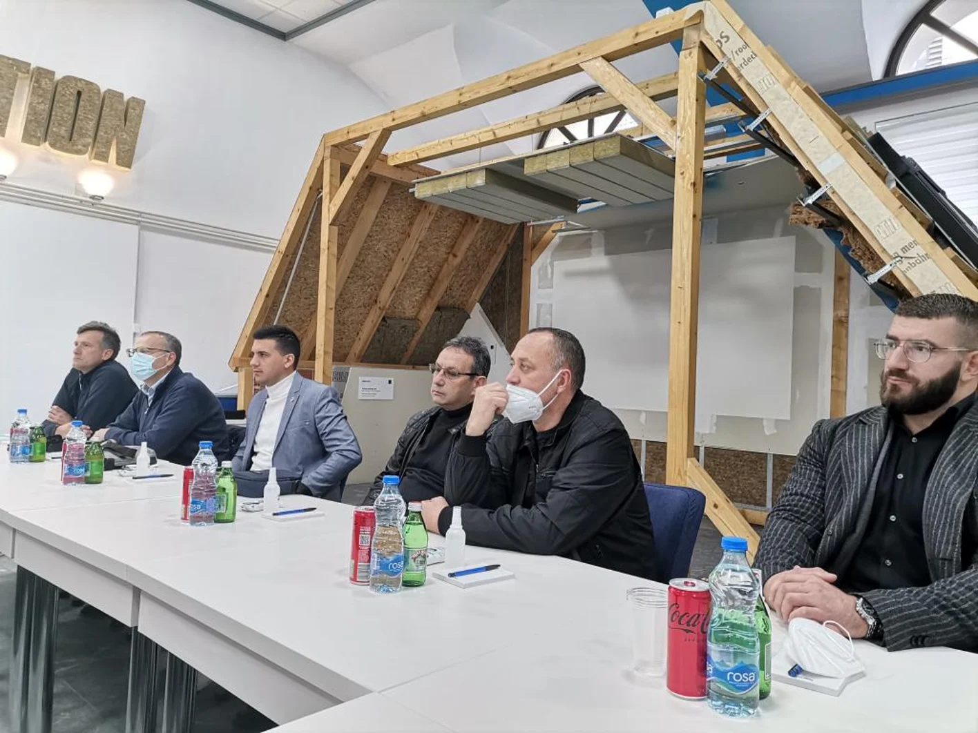 KOMPANIJA KNAUF INSULATION I „ZELENI“ IZ SURDULICE ZAKOPALI RATNE SEKIRE