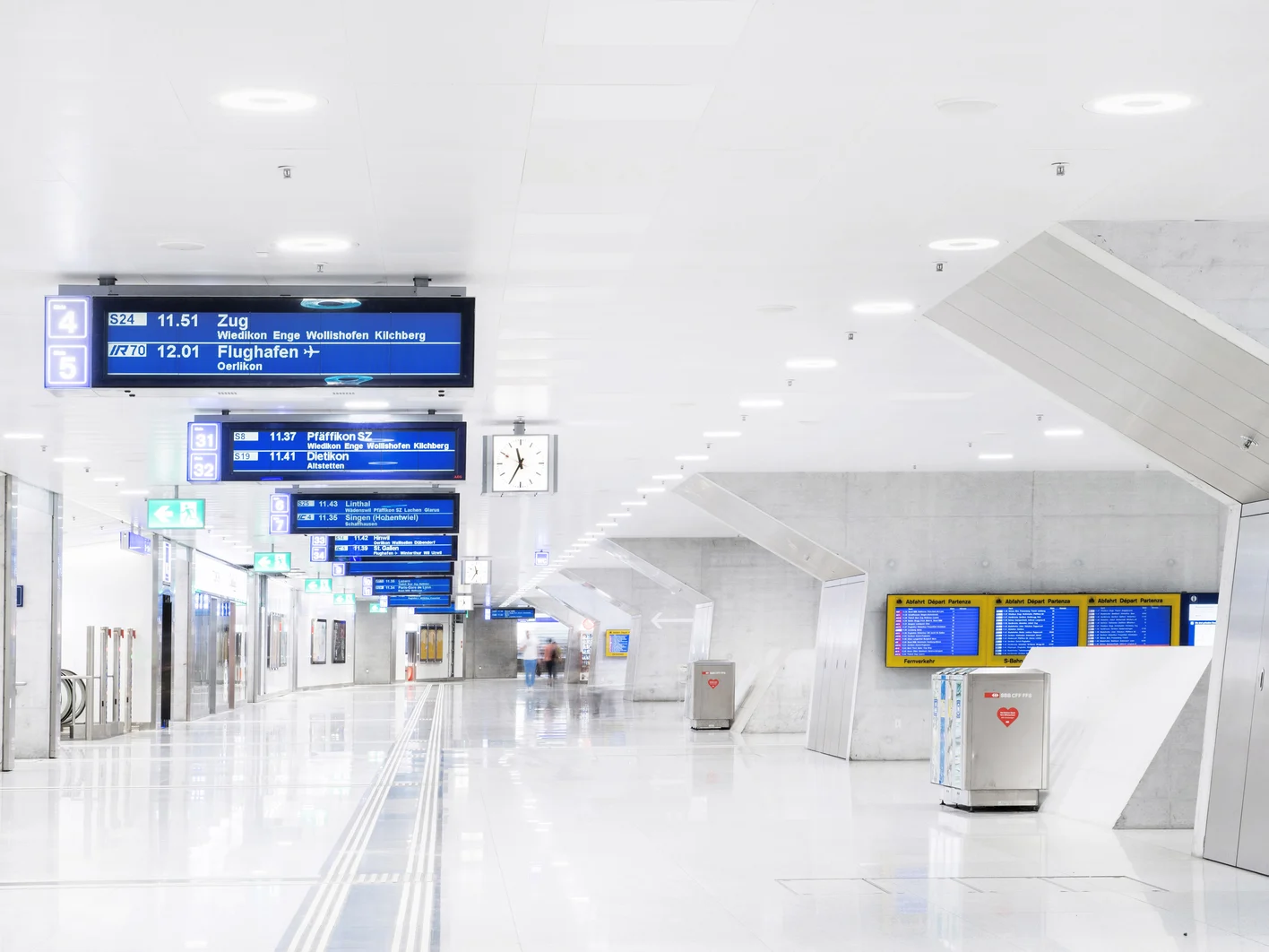 CH-Zurich-Train-Station-Passage-Sihlquai-Exit-Europaallee-04