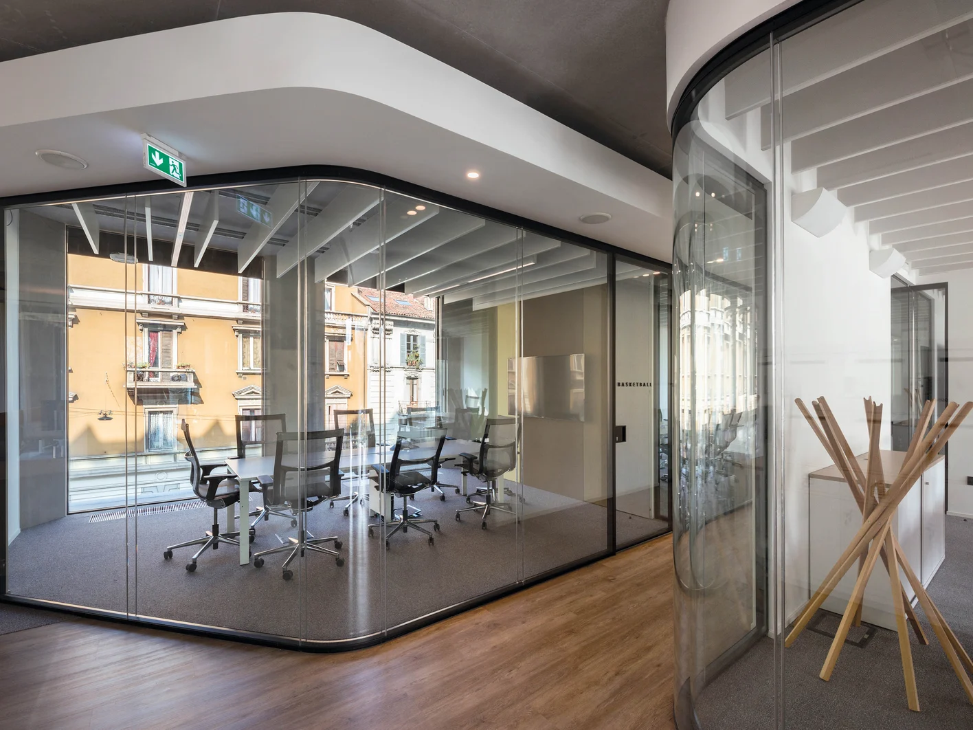 IT-International-Technology-Company-Milan-04