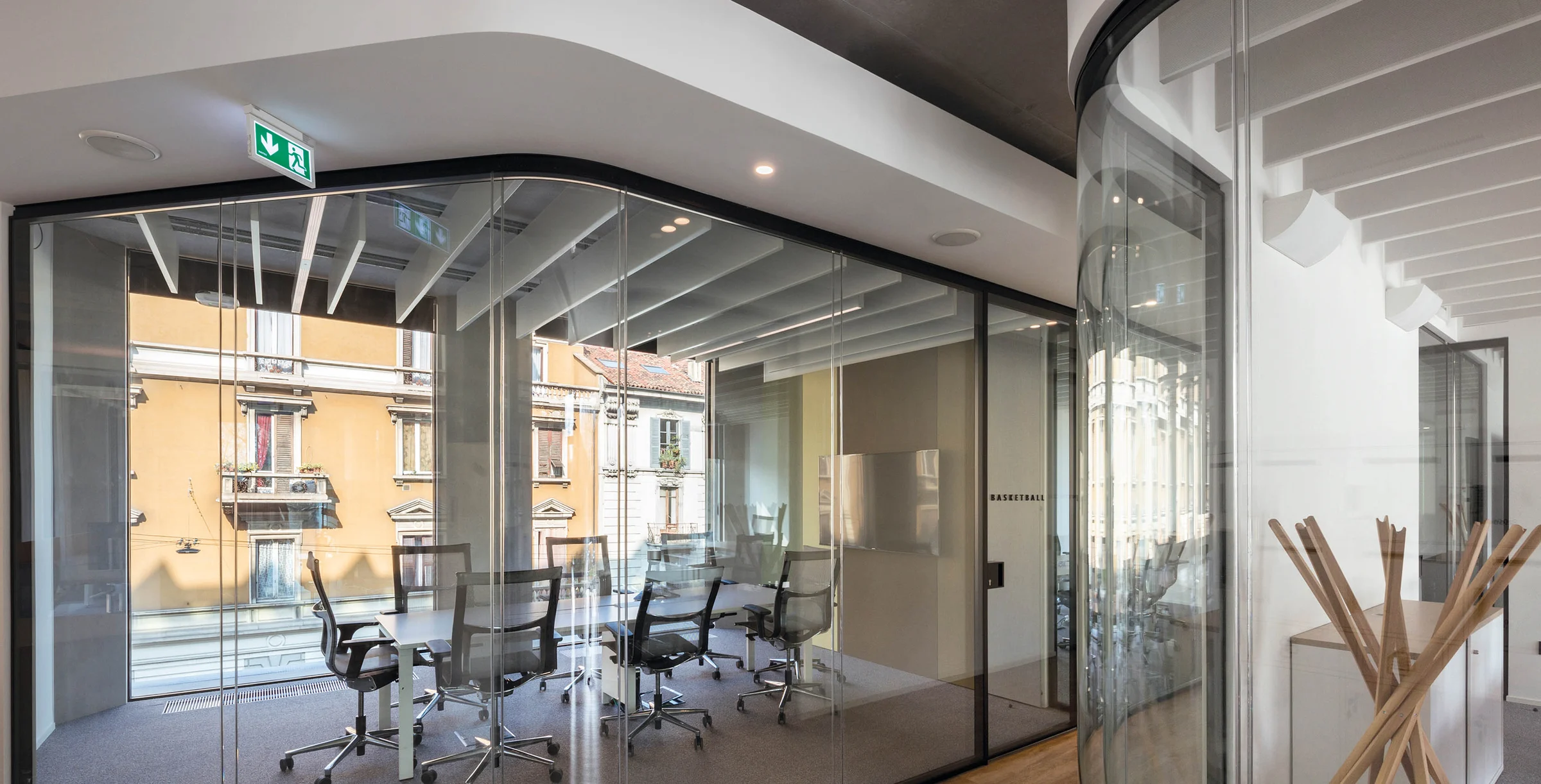 IT-International-Technology-Company-Milan-04