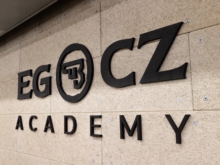 EG-CZ ACADEMY, stand de tir