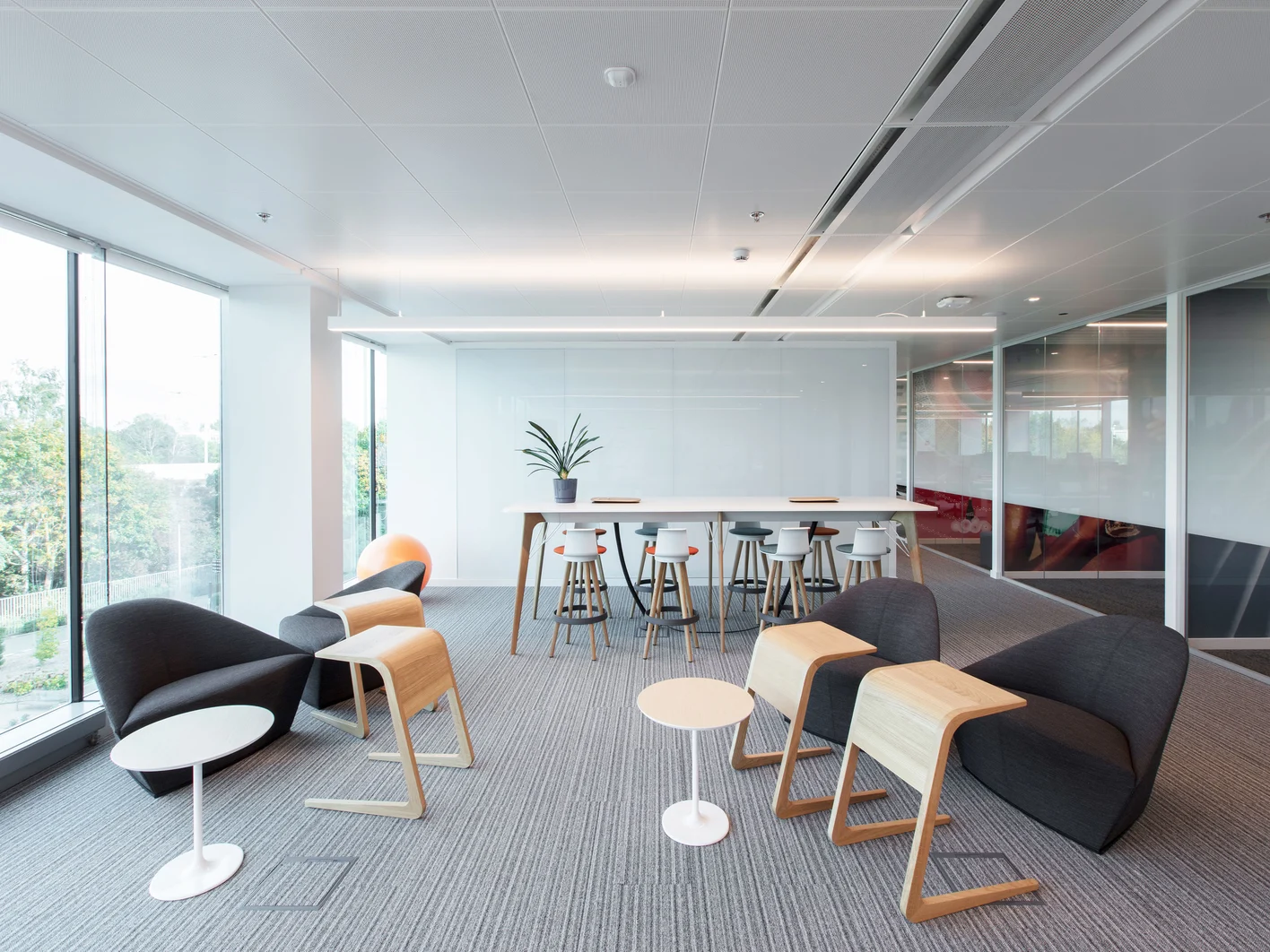 BE-A-World-Leading-Beverage-Firm-Headquarters-Brussels-02