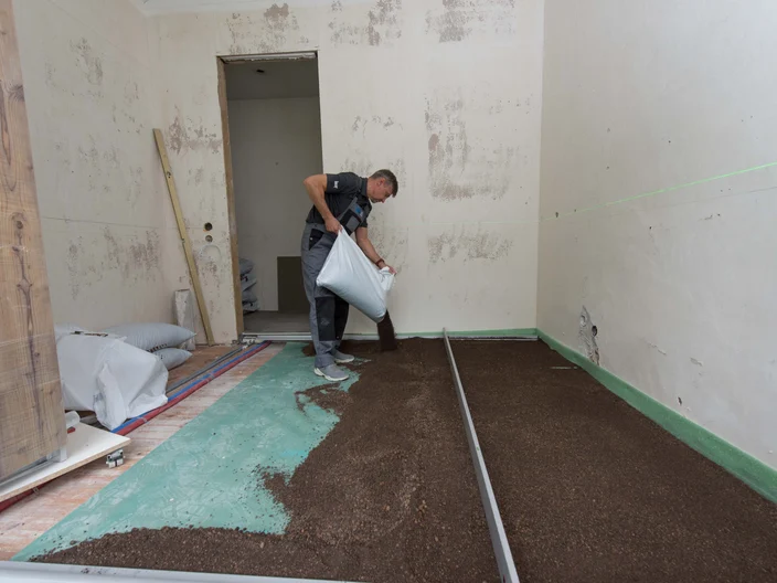 Grindų klojimas su Brown plokštėmis - Biraus sluoksnio irengimas 14