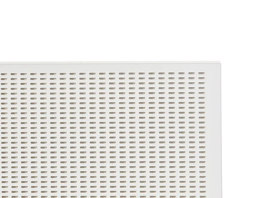 Knauf - Visona Tangent S24 12,5 muunneltava akustiikkapaneeli - Visona med Tangent perforering closeup kant E