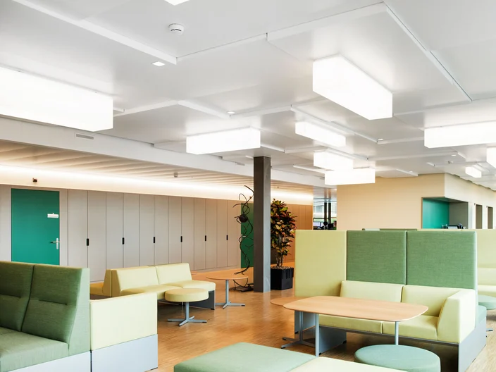 CH-Hospital-Training-Centre-Rorschacherstrasse-St-Gallen-03