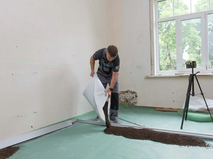 Grindų klojimas su Brown plokštėmis - Biraus sluoksnio irengimas 4