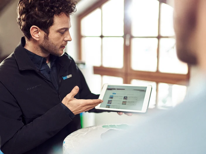 customer-consultant
