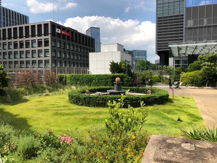 Urbanscape - Takashimaya Nihonbashi Rooftop garden case study