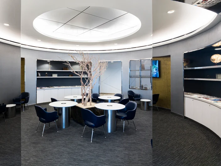 UK-United-Airlines-Global-First-Lounge-and-United-Club-07