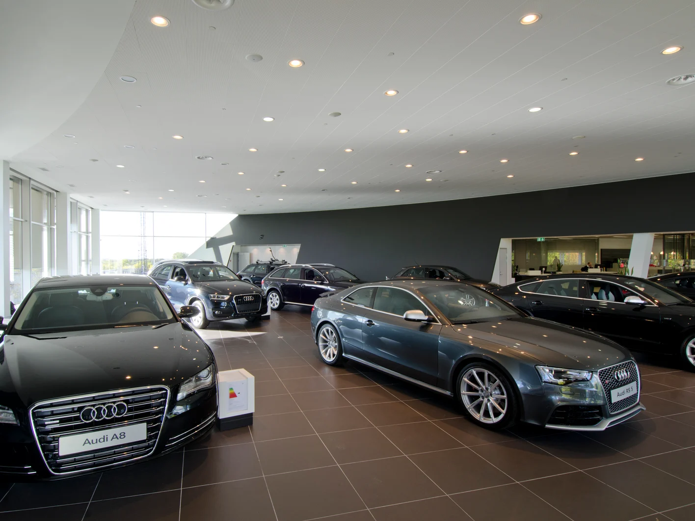 „Audi“ centras Gladskėje - 4