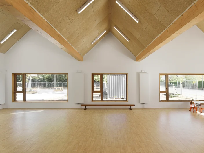ecole_maternelle_la_ruche_-_perthe_en_gatinais_77