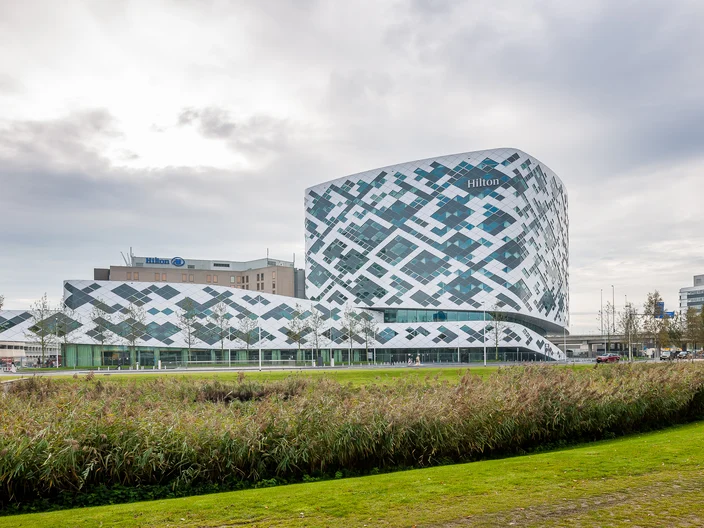 Amsterdam Schiphol, Hilton Hotel (KZ)