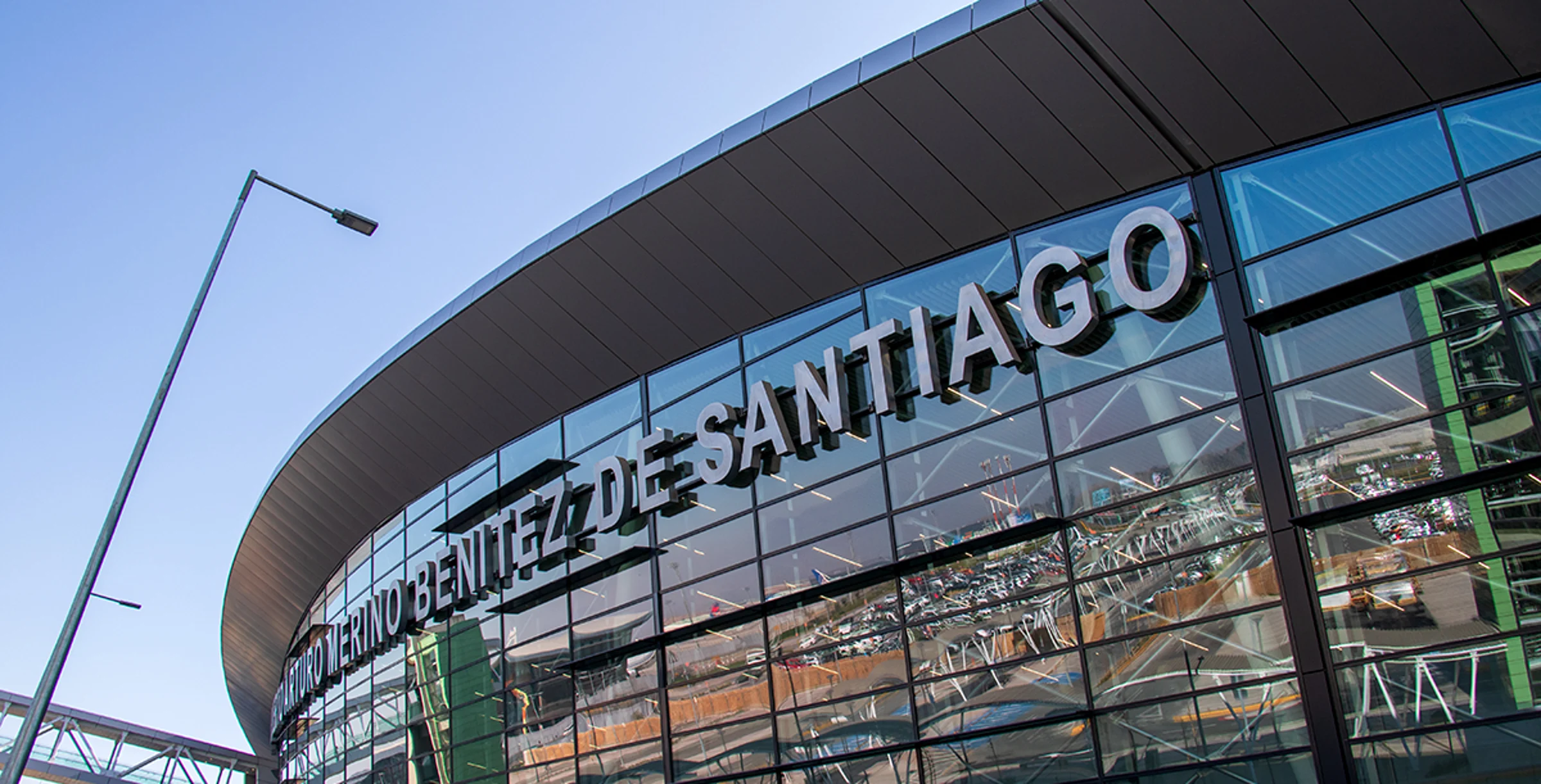 Proyecto Aeropuerto Arturo Merino Benítez en Santiago, Chile.