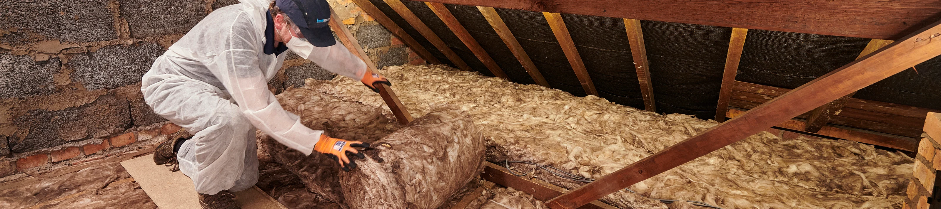 Knauf Insulation Loft Roll Installation 1