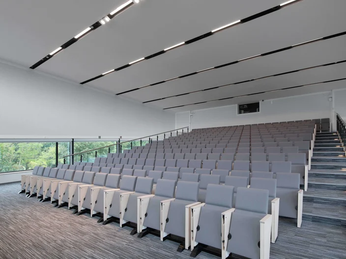 salle-cours-montlegia-scaled