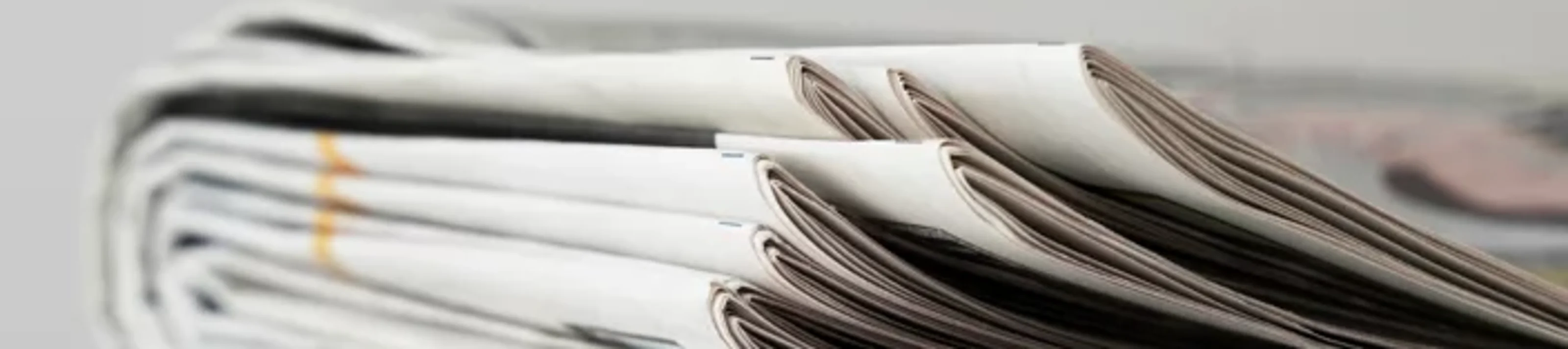 newspaper-stack_CF_4x3_S