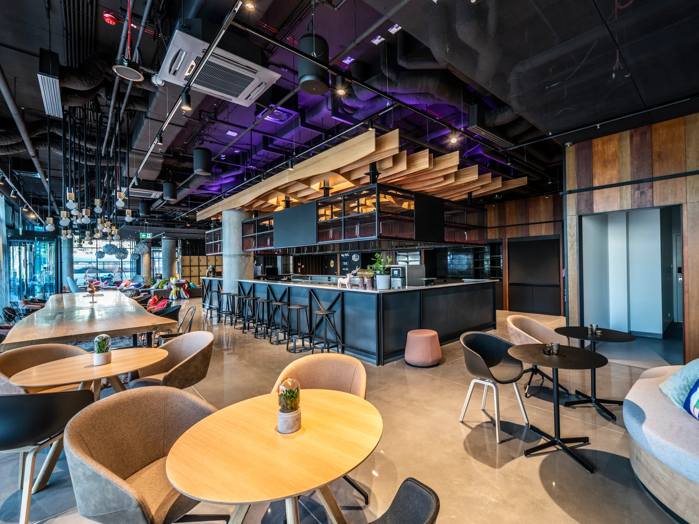Hotel Courtyard by Mariott oraz Moxy Szczecin City