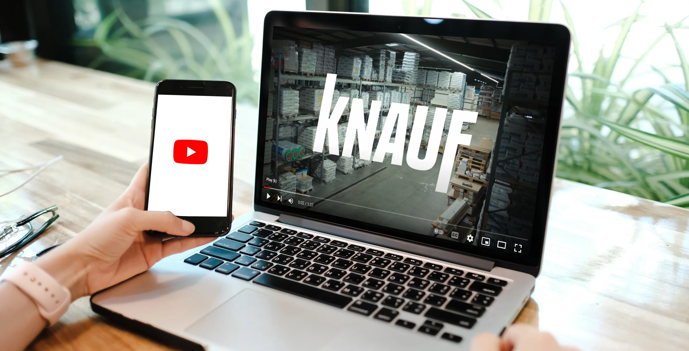 Youtube social card