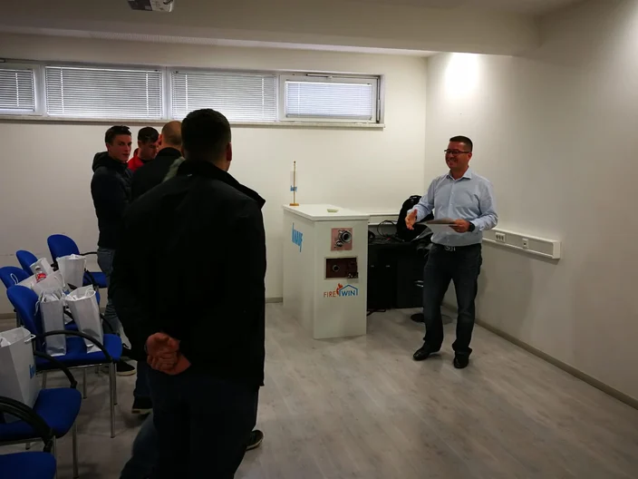 04-STRUČNI SEMINAR FIREWIN