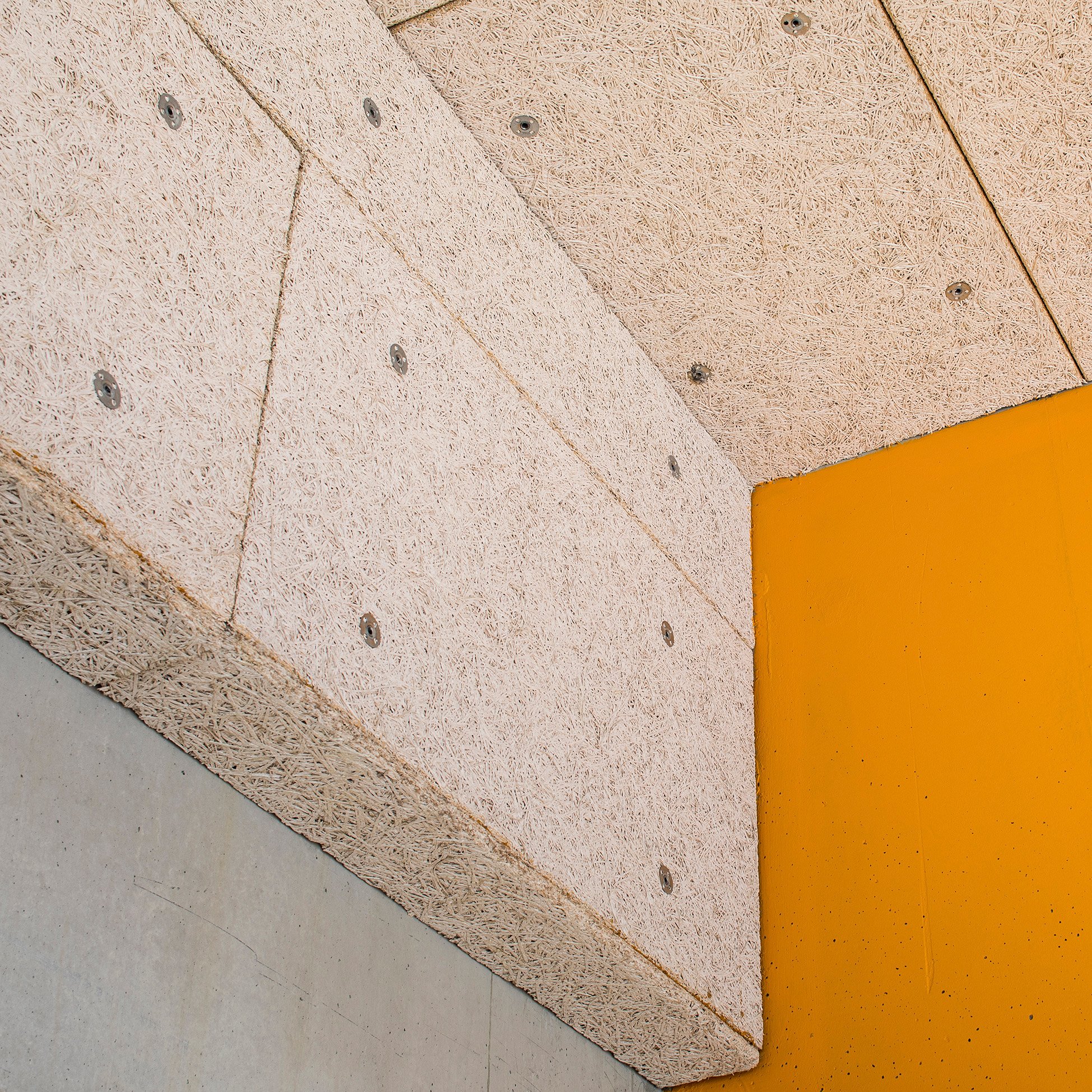 isolation sous face dalles TMA Montaudran Bâtiment b612 Toulouse 42 Fibraroc A2 Clarté