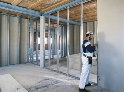 Pereti de compartimentare pe structura metalica