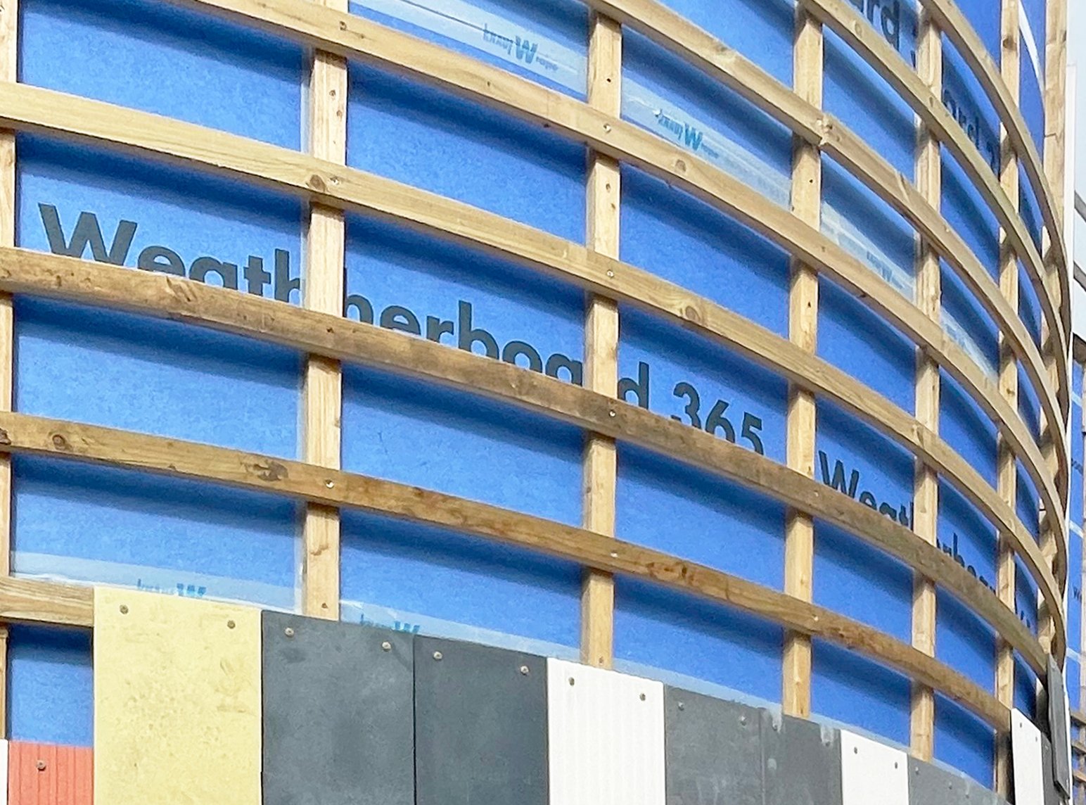 Weatherboard 365 vindspærre til upcyclet facade