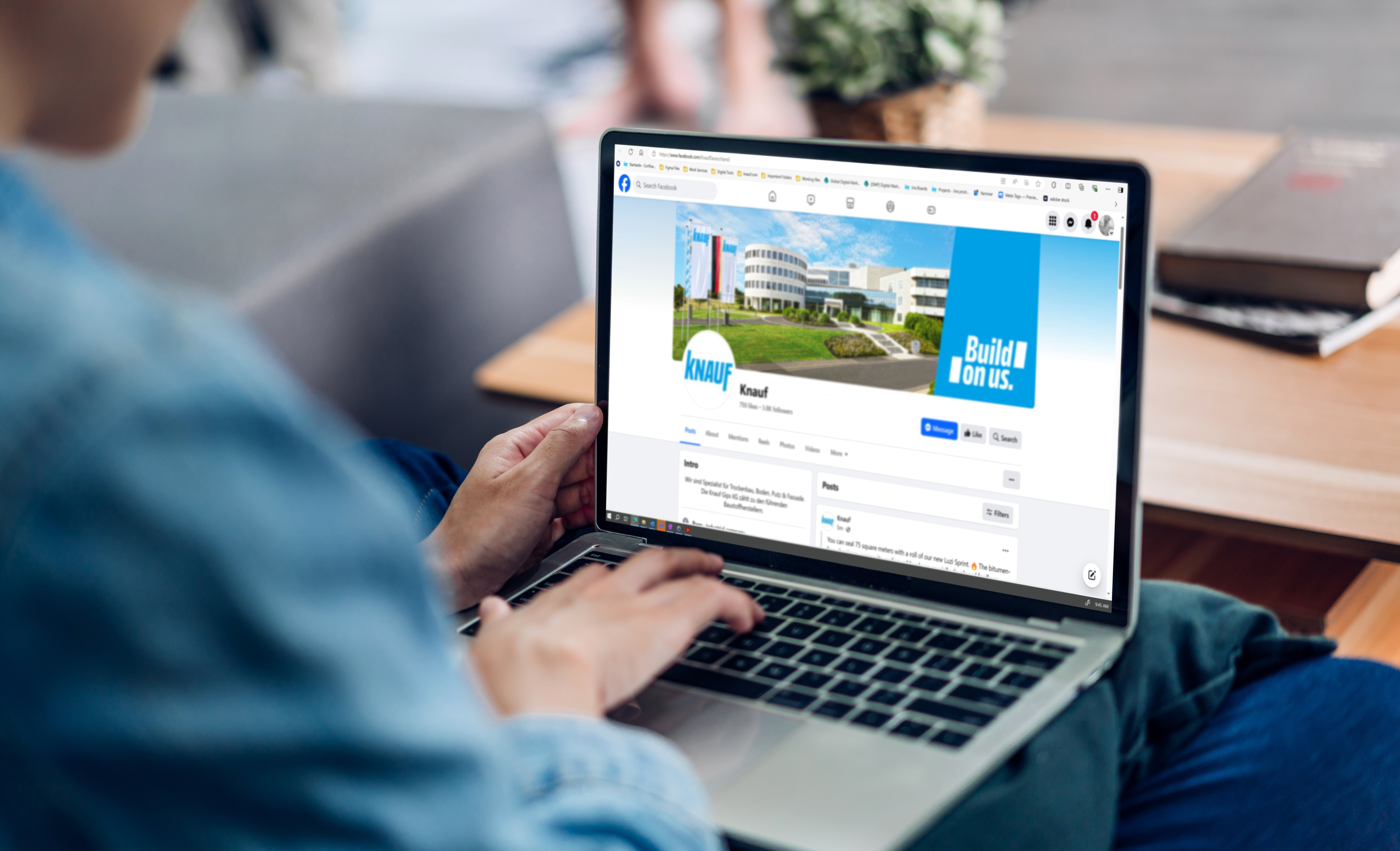 Facebook social card