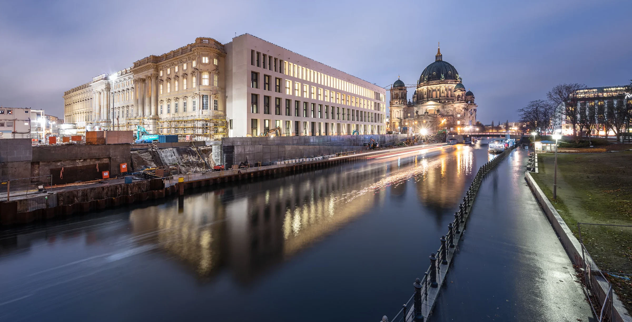 UK-GYP-Berlin-Palace