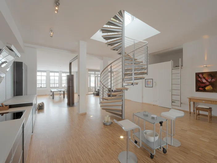 Wohnungssanierung - saniertes Loft