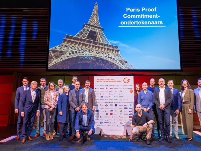 Paris Proof 1 - Roos Trommelen