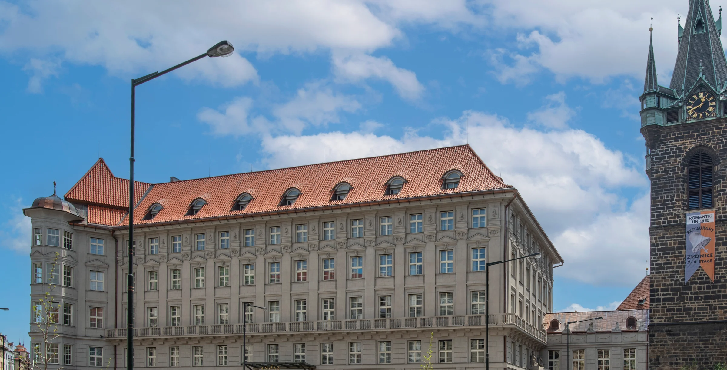 Hotel Andaz celek