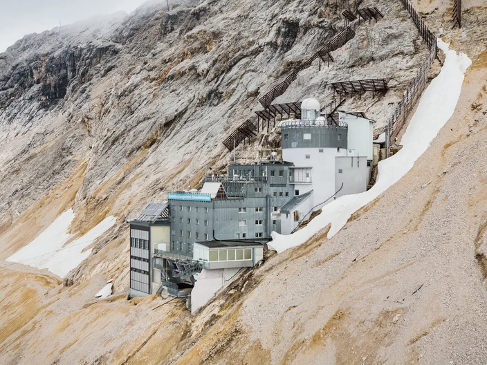 Referenz Schneefernhaus Außenansicht Fern